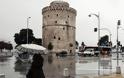 Πλημμύρισε η παραλιακή της Θεσσαλονίκης - Κατάστημα γέμισε νερά - 100 κλήσεις στην πυροσβεστική και αλλαγές πτήσεων λόγω της καταιγίδας [video + photos]