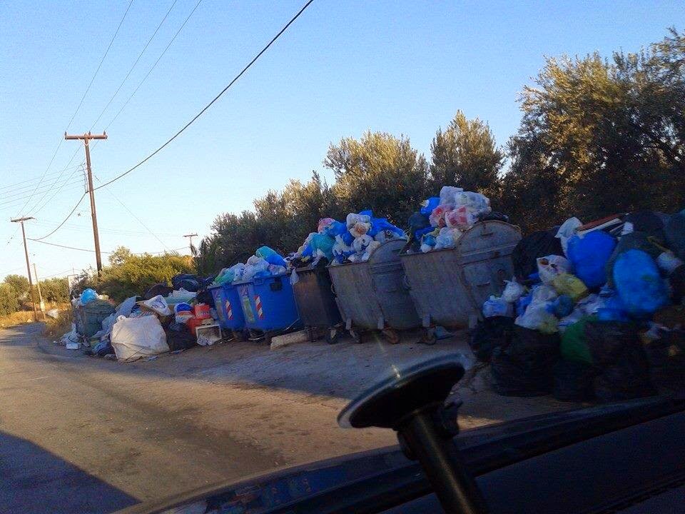 Τραγική η κατάσταση με τα σκουπίδια στο Πόρτο Χέλι [photos] - Φωτογραφία 7