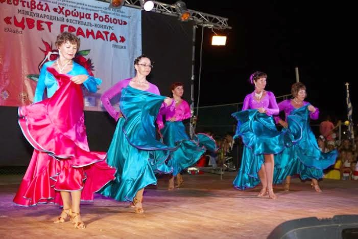 Μουσική βραδιά με χορευτικά συγκροτήματα και τραγουδιστές από την Ελλάδα, τη Ρωσία και το Καζακστάν - Φωτογραφία 3