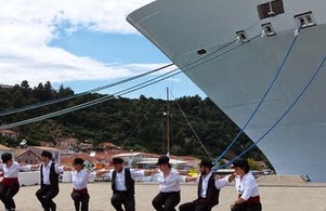 Κατάκολο: Γιορτή φιλοξενίας για τα 4 κρουαζιερόπλοια την περασμένη Τρίτη [photos] - Φωτογραφία 1