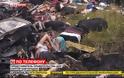 Νεκροί και οι 295 επιβάτες και μέλη πληρώματος του Boeing 777 της Malaysian - Φωτογραφία 2