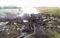 Νεκροί και οι 295 επιβάτες και μέλη πληρώματος του Boeing 777 της Malaysian - Φωτογραφία 4