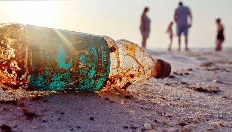 Μην πετάτε πλαστικά στο περιβάλλον – Στοιχεία-σοκ για τα θαλάσσια οικοσυστήματα - Φωτογραφία 1