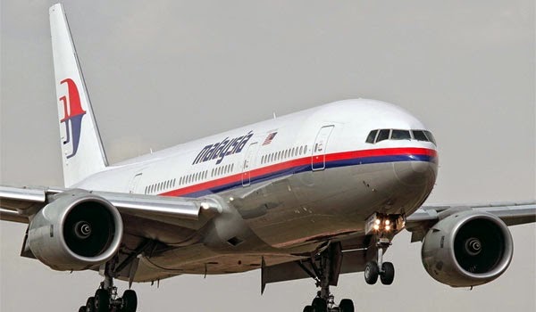 Μαλαισιανό Boeing: Πέθαναν ακαριαία στον αέρα οι επιβάτες - Φωτογραφία 1