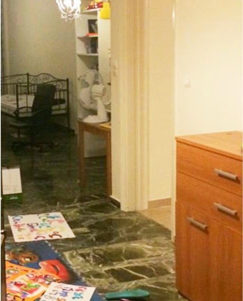 Μέσα στο κρησφύγετο του Μαζιώτη στο Μαρούσι - Τι βρήκαν στο σπίτι που έμενε με τη Ρούπα και το παιδί τους - Φωτογραφία 2