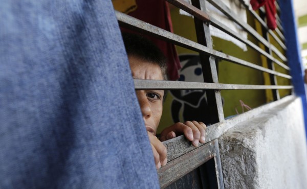 Συγκλονιστικές μαρτυρίες από το κολαστήριο όπου ζούσαν 458 ανήλικοι – Ελεύθερη η διευθύντρια - Φωτογραφία 2