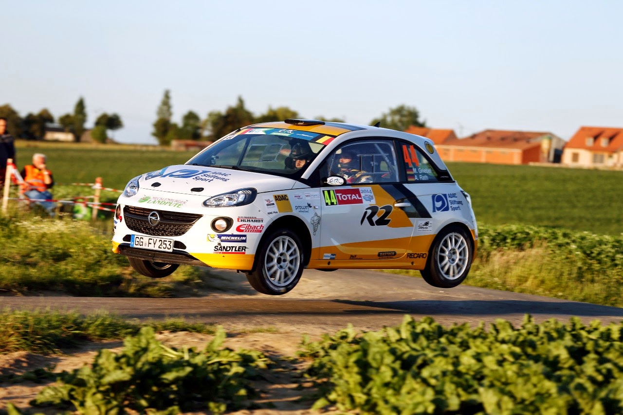 Το Opel ADAM R2 θριαμβεύει στα Ευρωπαϊκά Πρωταθλήματα Ράλι - Φωτογραφία 1