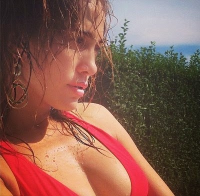 Η νέα φωτογραφία της Jennifer Lopez μας κάνει να ντρεπόμαστε να βγούμε στην παραλία - Φωτογραφία 4