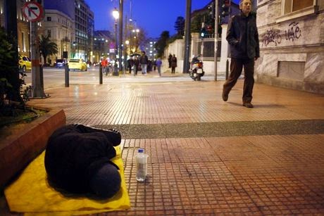 Η φτώχεια έχει ριζώσει στην Ελλάδα: Ζουν στο όριο 3.795.100 πολίτες - Φωτογραφία 1