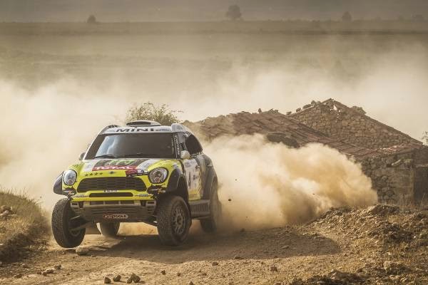 Baja Aragón: Τετραπλή νίκη για το ΜΙΝΙ - Ο πρωταθλητής του Dakar “Nani” Roma οδήγησε την κούρσα τεσσάρων ΜΙΝΙ ALL4 Racing στην κορυφή - Φωτογραφία 1