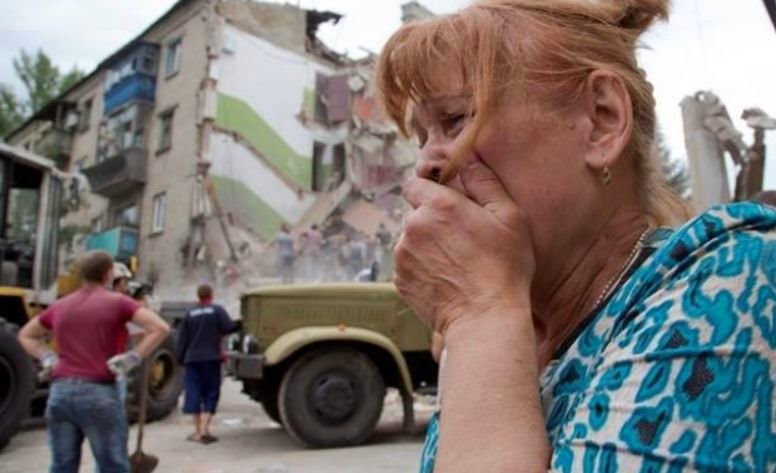 Ο ουκρανικός στρατός βομβάρδισε στις πόλεις Ντονέτσκ και Λουγκάνσκ - Φωτογραφία 1