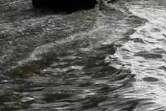 Ξαφνική νεροποντή προκάλεσε προβλήματα στους δρόμους της Λαμίας [photos]