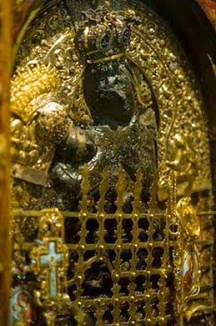 Η θαυματουργή εικόνα της Παναγίας Μεγαλοσπηλαιώτισσας μεταφέρεται στο Αίγιο για προσκύνημα - Φωτογραφία 2