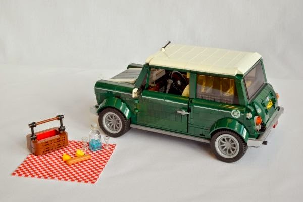 Η άλλη άποψη: ένα κλασικό Mini από 1.077 τουβλάκια LEGO - Φωτογραφία 4