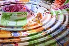 Κύκλωμα αλλοδαπών στη μαρίνα της Πάτρας εισπράττουν εκατοντάδες ευρώ - Φωτογραφία 1