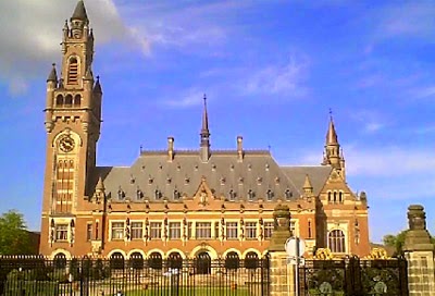 Καταπέλτης η απόφαση του δικαστηρίου της Χάγης κατά της Ρωσίας - Φωτογραφία 1