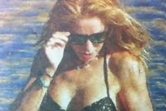 Η Έλλη Στάη πιο sexy από ποτέ, με μπικίνι στην Πάτμο