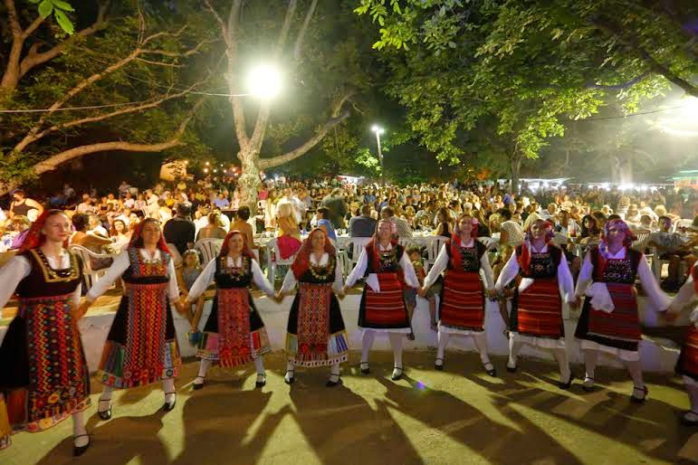 Συγκίνηση στο 70ό μνημόσυνο εκτελεσθέντων στο Ασβεστοχώρι - Φωτογραφία 2