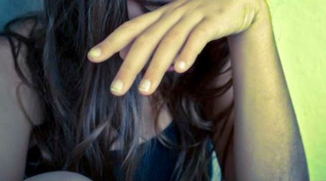 Αγρίνιο: Θρίλερ με 15χρονη που έπεσε θύμα ομαδικού βιασμού - Φωτογραφία 1