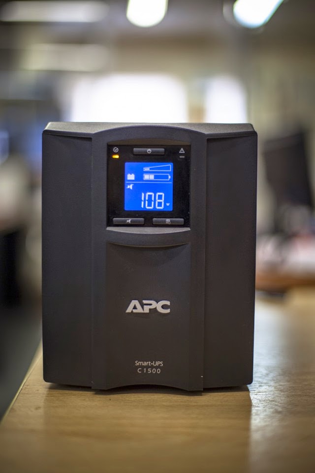 APC Smart-UPS C 1500VA: Πανίσχυρο και έξυπνο! - Φωτογραφία 1