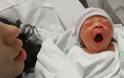 Μοναδικές εικόνες από νεογέννητα μωρά λίγα λεπτά αφού γεννήθηκαν - Φωτογραφία 6