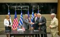 Υπογραφή Συμφώνου Στρατηγικής Συνεργασίας μεταξύ ΕΑΣ και ΑΤΚ στο Υπουργείο Εθνικής Άμυνας - Φωτογραφία 11