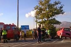 Νωρίς το απόγευμα: Σοβαρό τροχαίο με δυο αυτοκίνητα και μια μηχανή