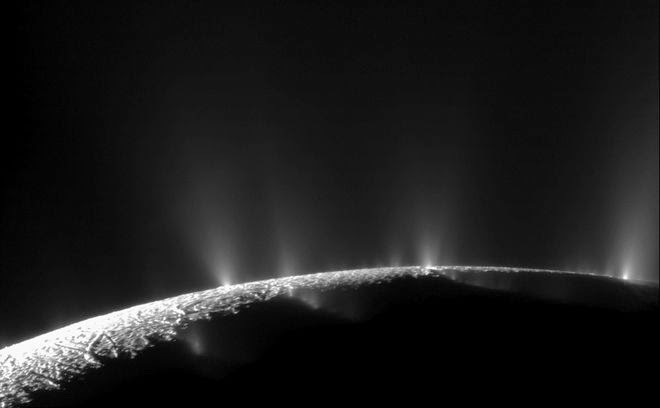 NASA: Μάλλον βρήκαμε νερό στον Κρόνο - Φωτογραφία 1