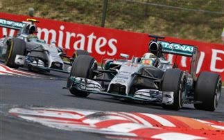 «Χαλαρός» ο Wolff για την μάχη Hamilton-Rosberg - Φωτογραφία 1