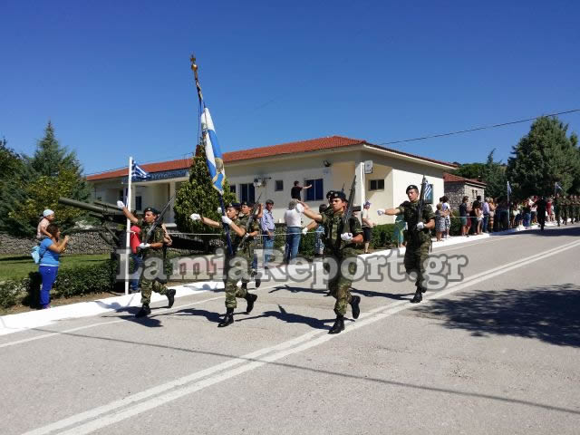 Λαμία: Ορκωμοσία της Δ΄ΕΣΣΟ 2014 στο ΚΕΥΠ (ΒΙΝΤΕΟ - ΦΩΤΟ) - Φωτογραφία 4