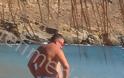 Πως πάχυνε ο Γιώργος Λιάγκας - Οι βουτιές του παρουσιαστή στην παραλία Καλύβια της Τήνου - Φωτογραφία 4