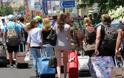 «Κανόνι» στον τουρισμό: Πτώχευσε μεγάλο ρωσικό πρακτορείο - Περίπου 10.000 Ρώσοι εγκλωβισμένοι στην Ελλάδα