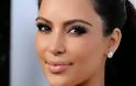 Δείτε την Kim Kardashian με μαγιό, χωρίς ρετούς! [photos]