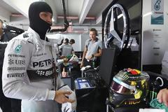 ROSBERG ΚΑΙ ΜΙΑ ΜΕΡΑ ΓΕΜΑΤΗ ΑΘΛΗΤΙΣΜΟ ΚΑΙ FANS...