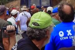 Σκουριές 01-08-2014, μια ακόμα διαμαρτυρία των κατοίκων στου ΄΄κουφού την πόρτα΄΄... [photos + video]