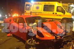 Τροχαίο ατύχημα με Φεράρι-Δύο σοβαρά τραυματίες στην Νέα Ερυθραία