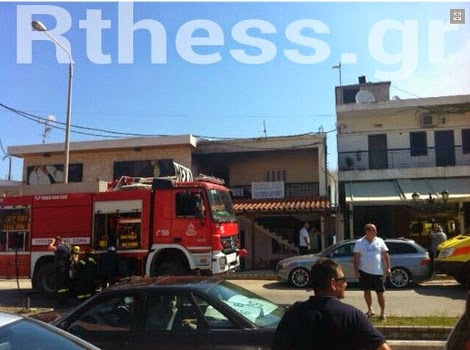 Πανικός στη Χαλκιδική από φωτιά σε ενοικιαζόμενα: Ανδρας παραλίγο να καεί ζωντανός - Φωτογραφία 2