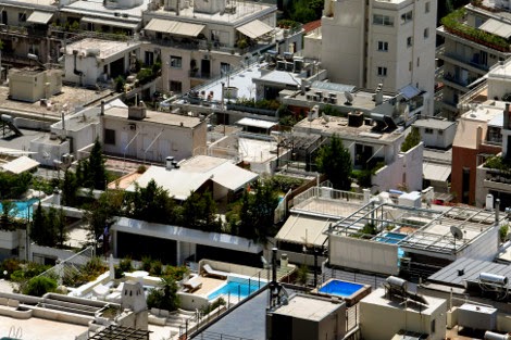 To οικοδομικό τετράγωνο στο κέντρο της Αθήνας με τις 7 πισίνες στις ταράτσες - Φωτογραφία 2