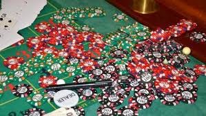 Παράνομο «μίνι» καζίνο στην Καλλιθέα - Φωτογραφία 1