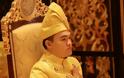 Η βάπτιση του πρίγκιπα της Μαλαισίας προκαλεί τις αντιδράσεις της μουσουλμανικής κοινωνίας - Φωτογραφία 1