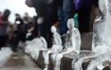5000 χιλιάδες στρατιώτες φτιαγμένοι από πάγο στη μνήμη των θανόντων - Φωτογραφία 1