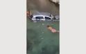 Αυτοκίνητο πέρασε πάνω πάνω από τα κεφάλια λουόμενων στη Ζάκυνθο και κατέληξε στη θάλασσα (photos) - Φωτογραφία 2