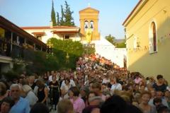 Πάτρα: Πλήθος πιστών στο Γηροκομειό για τα Εγκώμια της Παναγίας