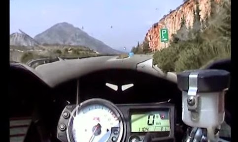 Το βίντεο του Έλληνα οδηγού που κόβει την ανάσα – Σαρώνει στο youtube! [video] - Φωτογραφία 1
