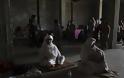 Ποιοι είναι οι Γεζίντι που κινδυνεύουν με αφανισμό από τους τζιχαντιστές του Ιράκ -Μία κοινότητα υπό διωγμό - Φωτογραφία 4