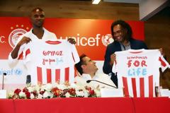 ΝΤΥΣΟΥ «ΘΡΥΛΟΣ ΓΙΑ ΜΙΑ ΖΩΗ»! (PHOTOS)