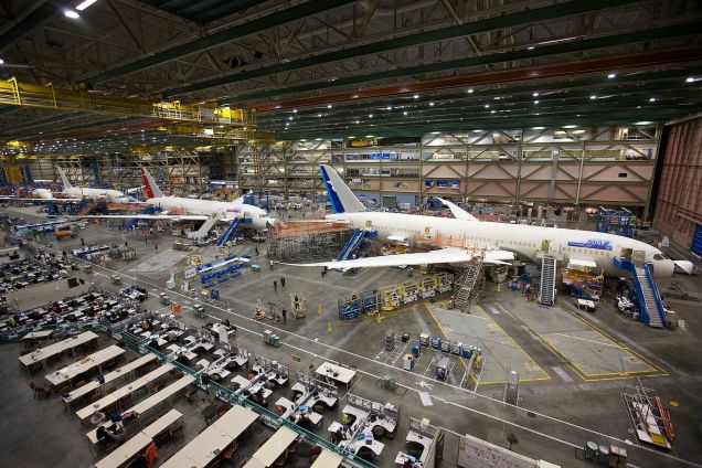 Πού γεννιούνται τα αεροπλάνα: Εντυπωσιακές λήψεις από εργοστάσια κατασκευής αεροσκαφών... [photos] - Φωτογραφία 12