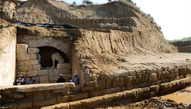 Τασούλας: «Σε 2-3 εβδομάδες θα εισέρθουν οι αρχαιολόγοι στον τάφο της Αμφίπολης» - Φωτογραφία 1