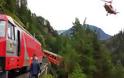 Τρένο έπεσε στο γκρεμό στην Ελβετία... [photos]