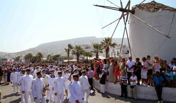 Δεκαπενταύγουστος: Πώς γιορτάζουν στην Ελλάδα το Πάσχα του καλοκαιριού - Φωτογραφία 9